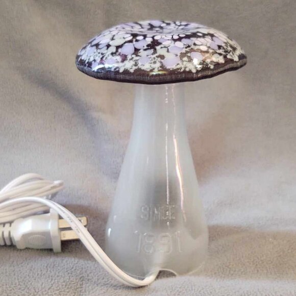 NEW Hand Crafted Handmade Upcycled Glass Bottle Mushroom Light - Picture 5 of 16